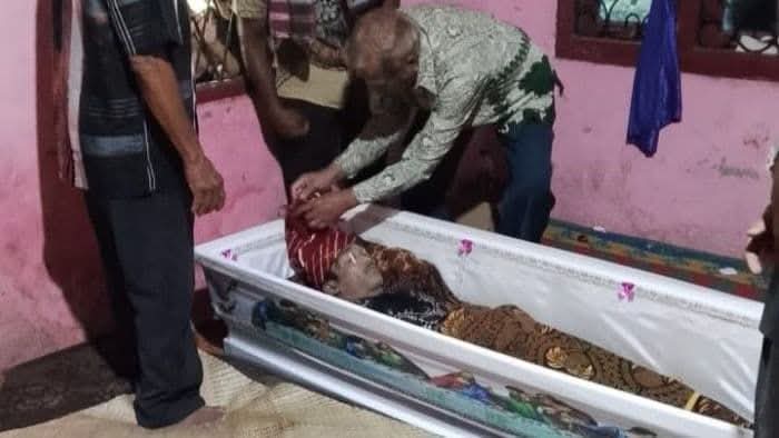 WhatsApp Image 2025-11-24 at 10.27.45